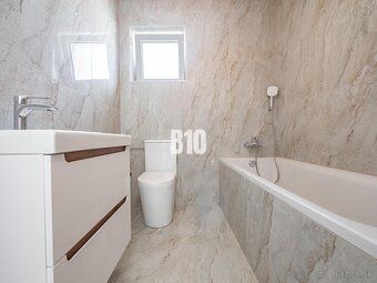 B10 Vám ponúka na predaj nízkoenergetický 4 izbový rodinný d