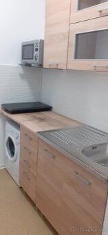 Ponúkam na prenájom novostavbu 2 izbový byt v časti Ovocné s