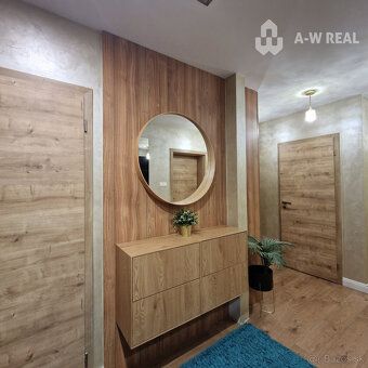 Typ: Rodinný dom Obec: Vydrany
🏡 Luxusný 4-izbový rodinný do