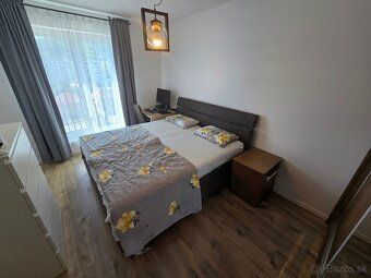 Hľadáte bývanie, ktoré kombinuje svetovú architektúru, maxim