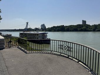 Realitná kancelária KNB - Komerčné Nehnuteľnosti Bratislava 