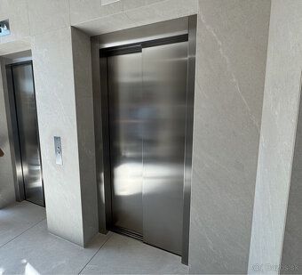 Realitná kancelária KNB - Komerčné Nehnuteľnosti Bratislava 