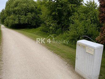 RK4 Reality  ponúka   na predaj stavebný pozemok v krásnej l