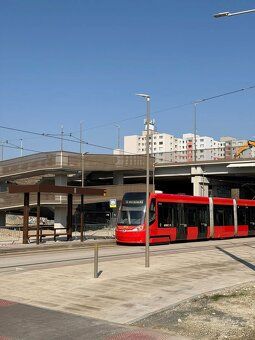 🏡 Moderný 2-izbový byt s garážovým státím na prenájom – Slne