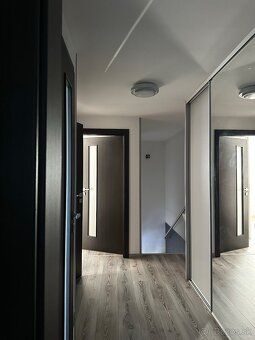 Luxusný trojpodlažný apartmán priamo pri Zemplínskej šírave 
