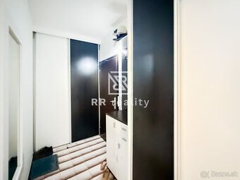 Typ: 3-izbový byt Obec: Košice-Dargovských hrdinov
Ing. Kata