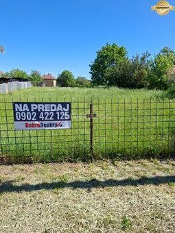 Ponúkam na predaj rovinatý pozemok s výmerou 1476 m² (cca 19