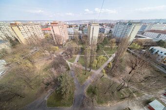 Ponúkame na predaj kompletne zrekonštruovaný 1-izbový byt na