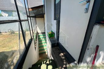 Ponúkame na predaj záhradnú chatu s atraktívnym rovinatým po