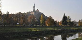Ponukam na predaj Pozemok pre rod. domy pri Nitre, v časti L
