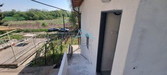 REDAJ: 2-podlažná chata (546 m²) v tichej časti Šiah – Čiast