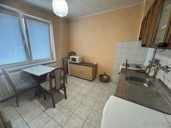 ID:4349
Ponúkame na prenájom 2-izbový byt v obci Bracovce, 1