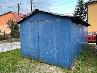 V exkluzívnom zastúpení Vám na predaj ponúkame výrobno - skl