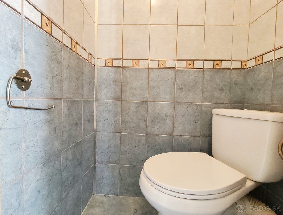 Ponúkame na predaj útulnú garsónku situovanú priamo v centre