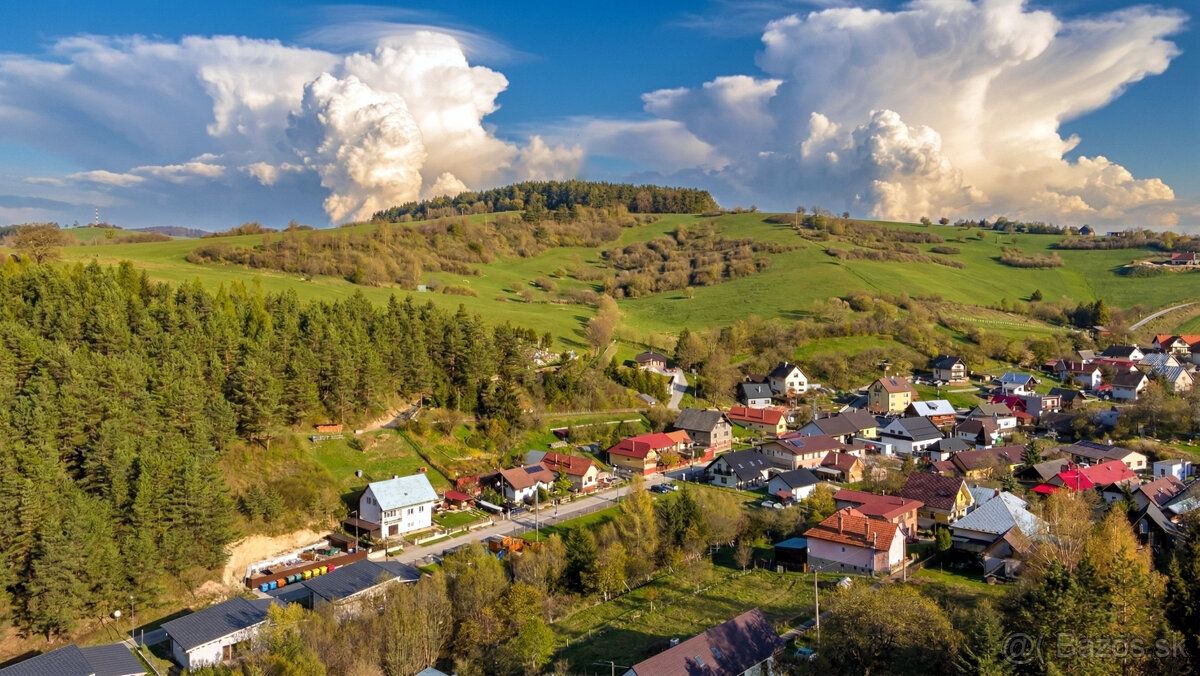 EXKLUZÍVNE! PREČO PRÁVE TENTO POZEMOK? 662 m² slnečnej parce