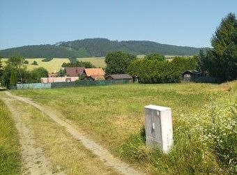Predstavujeme Vám na predaj parcelu o výmere 600 m2 s právop
