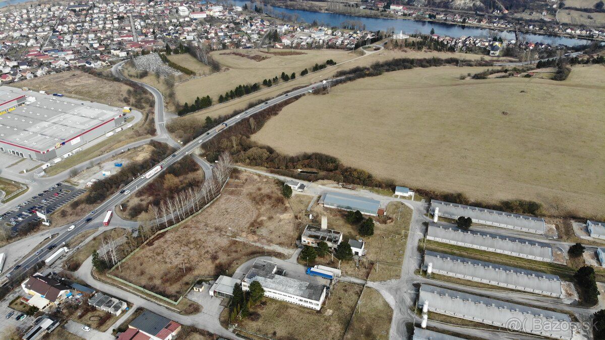 Ponúkame Vám na predaj stavebné parcely na priemyselné využi