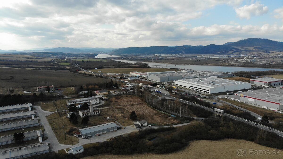 Ponúkame Vám na predaj stavebné parcely na priemyselné využi