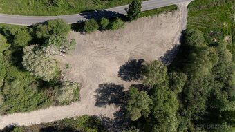 Ponúkam na predaj posledné vačšie investičné stavebné pozemk