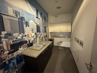 Realitná kancelária KNB - Komerčné Nehnuteľnosti Bratislava 