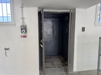 Realitná kancelária KNB - Komerčné Nehnuteľnosti Bratislava 