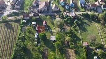 AstonReal ponúka v zastúpení na predaj pozemok na výstavbu r