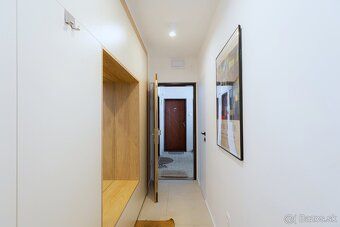 Ponúkame na prenájom krásny 2,5-izbový byt s výmerou 63 m², 