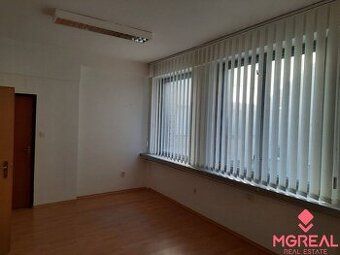 Na prenájom kancelársky priestor 34 m² – Trnava, Sladovnícka