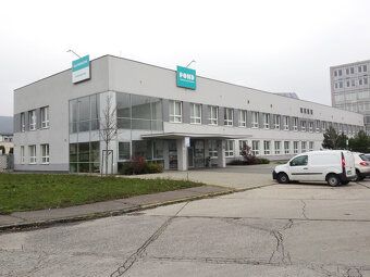 Prenajmeme kompletne zrekonštruované kancelárie v Bratislave