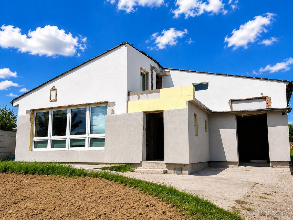 EXKLUZÍVNE: stavebný pozemok 700 m² v pokojnej časti Nitry –