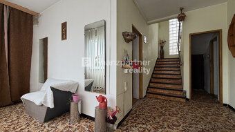 F445-12-MAT  
Na predaj rodinný dom v obci Veľká Maňa, okres