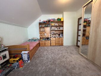 🏡 NA PREDAJ: ZREKONŠTRUOVANÝ A ZARIADENÝ RODINNÝ DOM – HRONS