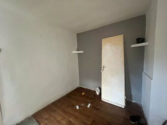 GEMINIBROKER Vám ponúka na predaj v obce Ormosbánya tento 1,