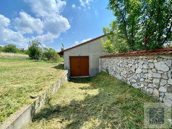 Ponúkame na predaj stavebné pozemky Nitra - Zobor.
1) Pozemo
