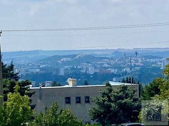 Ponúkame na predaj stavebné pozemky Nitra - Zobor.
1) Pozemo