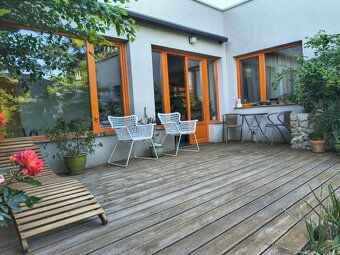 Predáva sa architektonická zaujímavosť, mestská vila vo funk