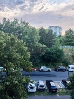 Ponúkame útulný 2-izb. byt Adámiho ul. – Karlova Ves na pren