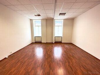 Reality Kolesár má na prenájom kancelársky priestor 42 m2 v 