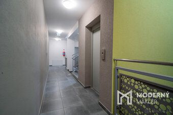 Typ: 2-izbový byt Obec: Šamorín
Moderný maklér ponúka na pre