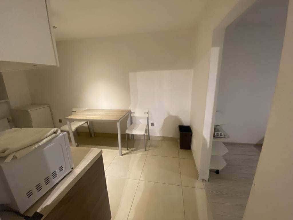 Ponúkame na predaj 2-izbový byt s výmerou 63,88 m², ktorý sa