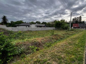 Pozemok v obci Pohranice 863 m²
Ponúkam na predaj atraktívny
