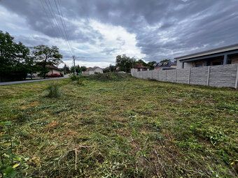 Pozemok v obci Pohranice 863 m²
Ponúkam na predaj atraktívny