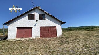 Na predaj vinice s vínnym domčekom, vínnymi pivnicami, v obc