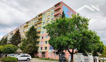 Reality Novohrad Vám ponúka na predaj priestranný 2-izbový b