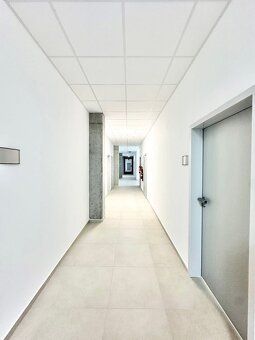 Ponúkame na prenájom 4 kancelárie v Trenčíne Za mostami v no