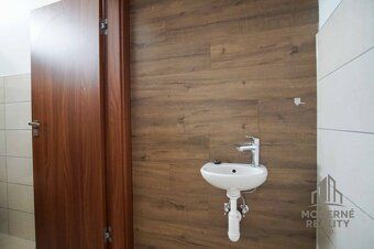 Moderné Reality ponúka na prenájom obchodný priestor s teras