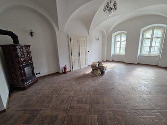 Na prenájom komerčné priestory – centrum mesta, ul. Slovensk