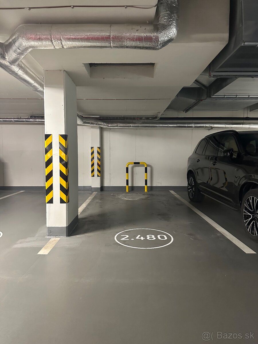 Ponúkam na prenájom parkovacie státie v podzemnej garáži pro