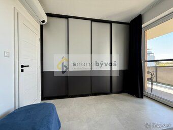 Only here we offer for sale a brick 3 bedroom apartment in new construction