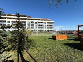Only here we offer for sale a brick 3 bedroom apartment in new construction